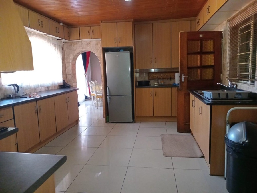 4 Bedroom Property for Sale in Mackenzie Park Gauteng