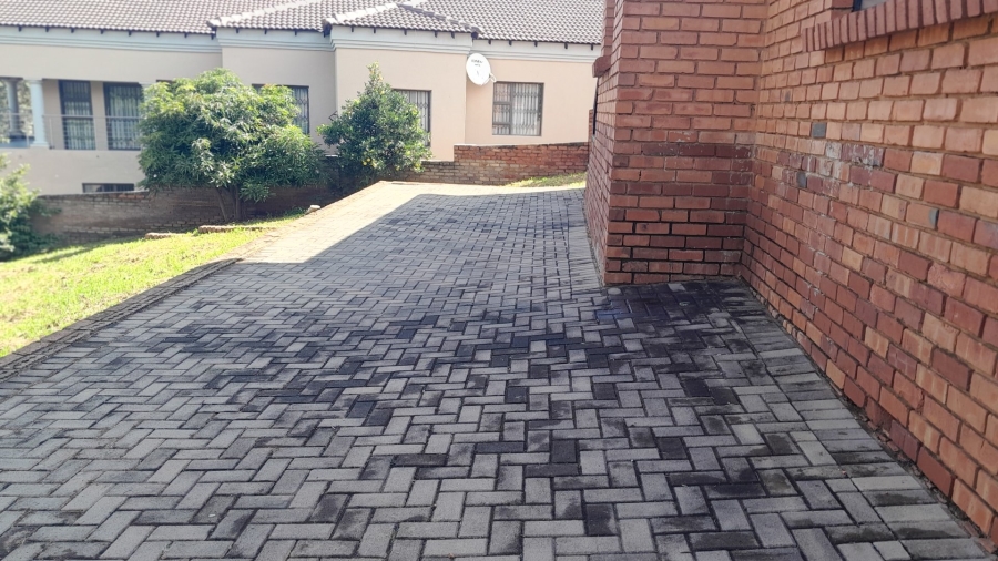 3 Bedroom Property for Sale in Danville Gauteng