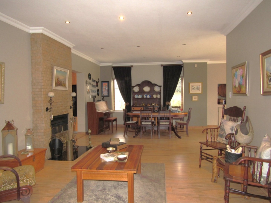 4 Bedroom Property for Sale in Eldo Meadows Gauteng