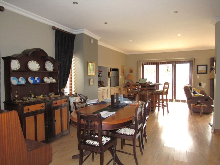 4 Bedroom Property for Sale in Eldo Meadows Gauteng