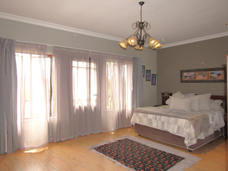 4 Bedroom Property for Sale in Eldo Meadows Gauteng
