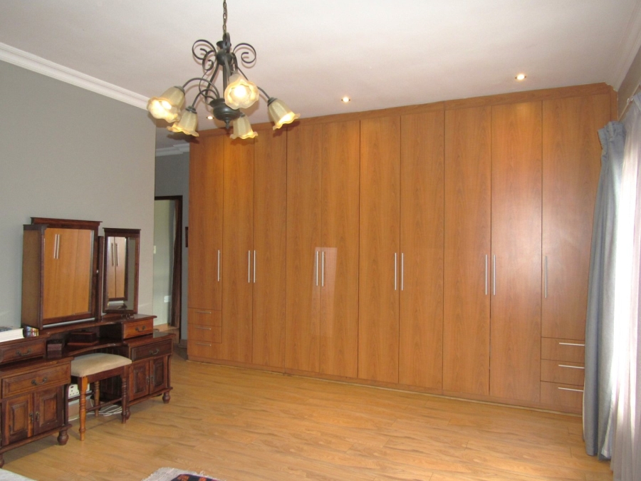 4 Bedroom Property for Sale in Eldo Meadows Gauteng