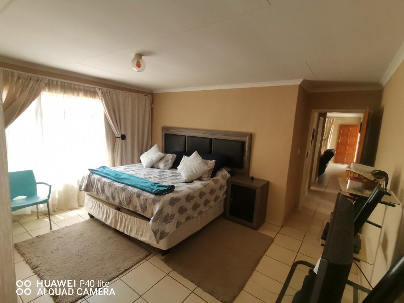To Let 3 Bedroom Property for Rent in The Orchards Gauteng