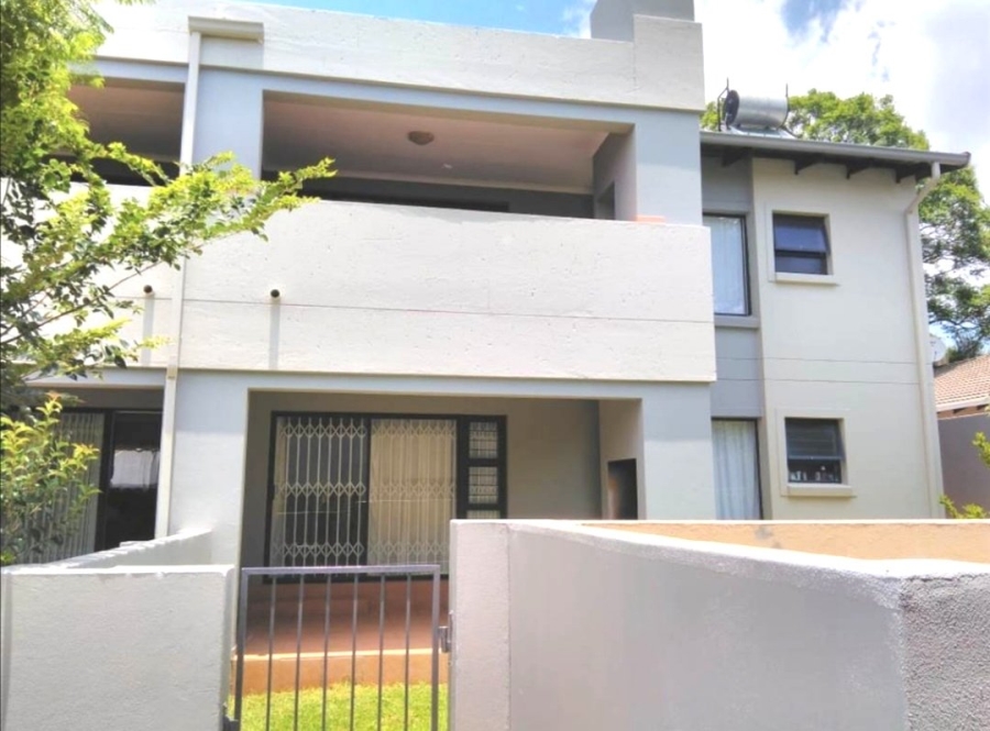 To Let 2 Bedroom Property for Rent in Fairland Gauteng