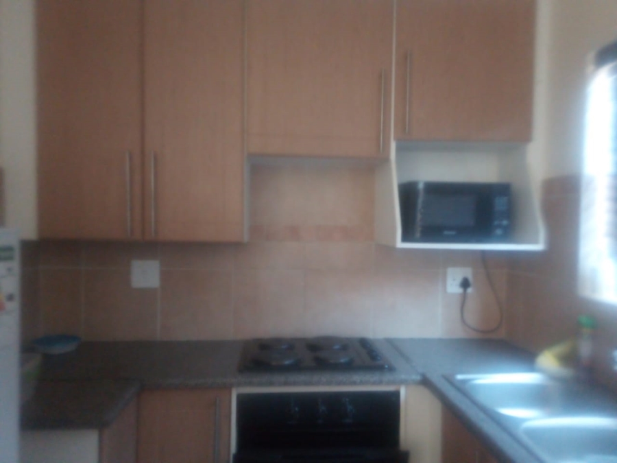 To Let 2 Bedroom Property for Rent in Eco Park Gauteng