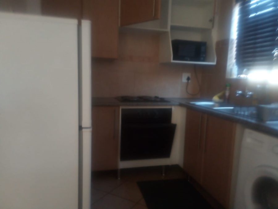 To Let 2 Bedroom Property for Rent in Eco Park Gauteng