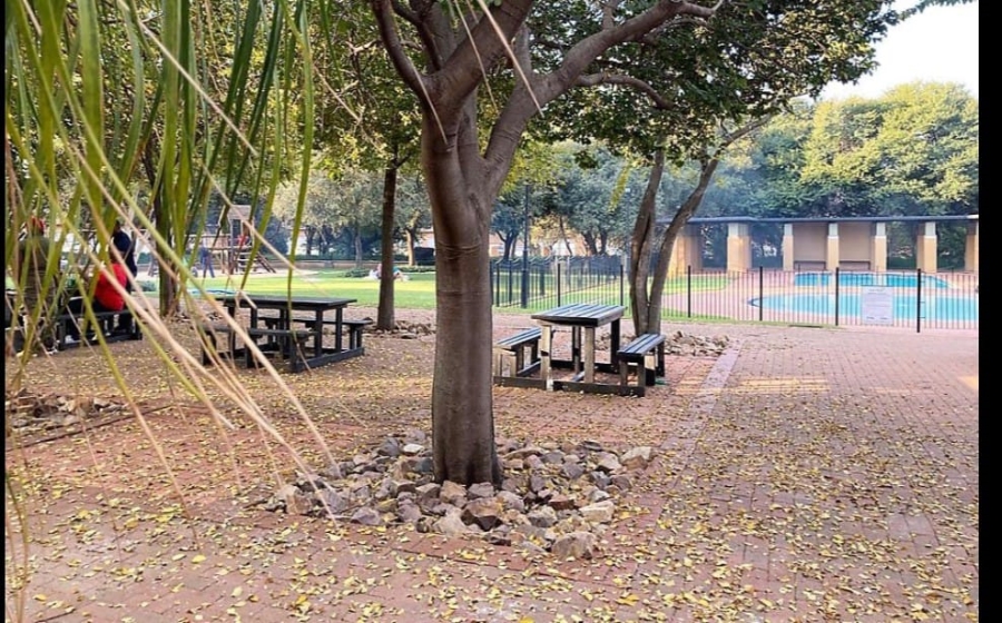 To Let 2 Bedroom Property for Rent in Eco Park Gauteng