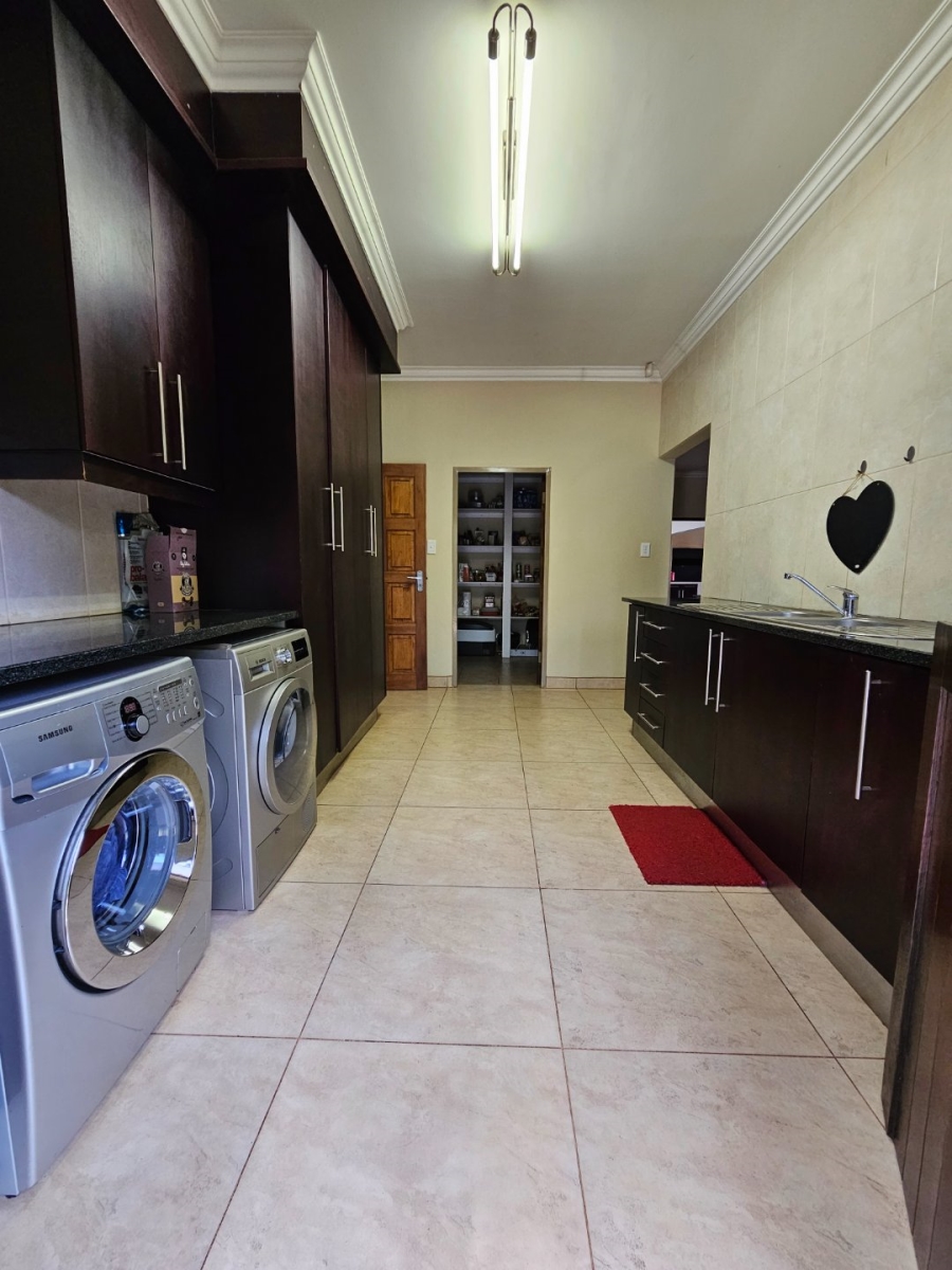 4 Bedroom Property for Sale in Grootfontein Country Estate Gauteng