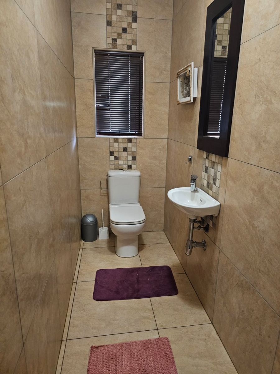 4 Bedroom Property for Sale in Grootfontein Country Estate Gauteng