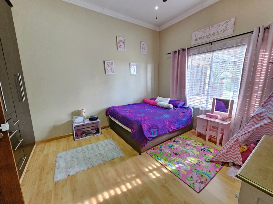 4 Bedroom Property for Sale in Grootfontein Country Estate Gauteng