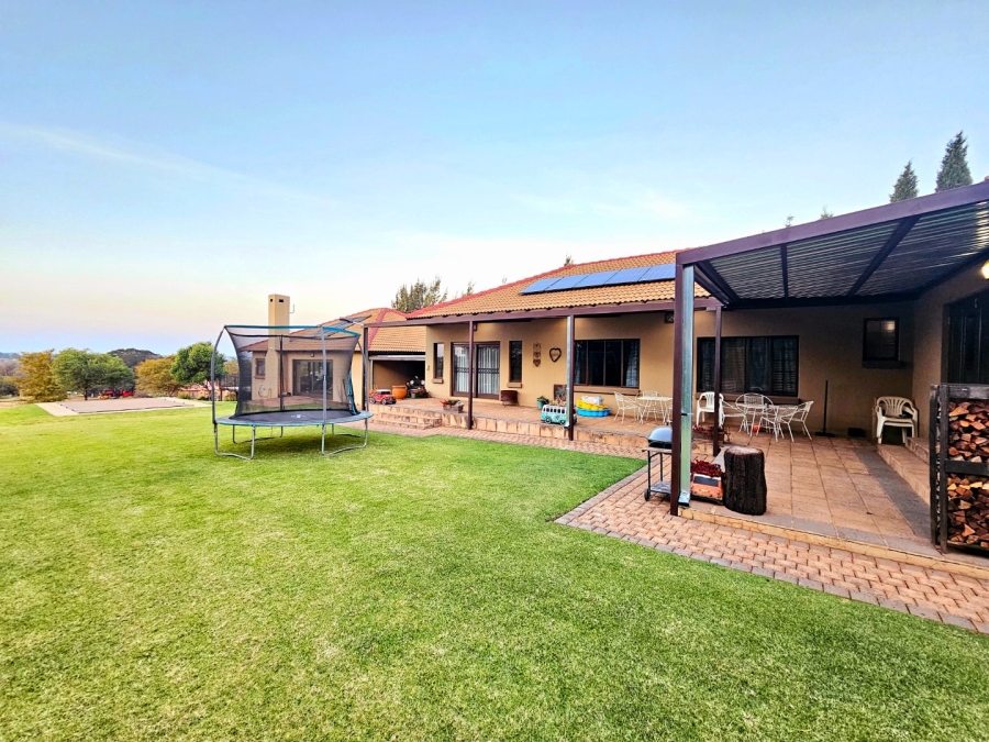 4 Bedroom Property for Sale in Grootfontein Country Estate Gauteng