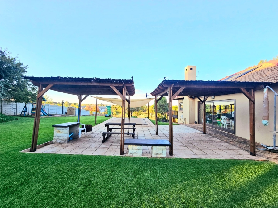 4 Bedroom Property for Sale in Grootfontein Country Estate Gauteng