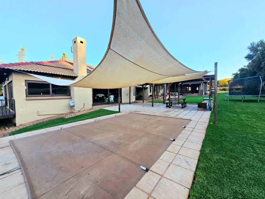 4 Bedroom Property for Sale in Grootfontein Country Estate Gauteng