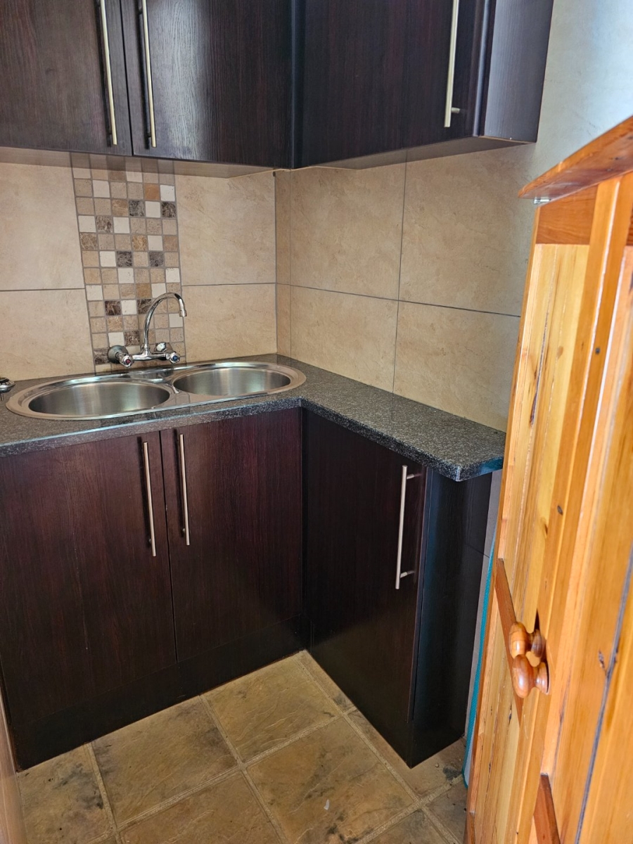 4 Bedroom Property for Sale in Grootfontein Country Estate Gauteng