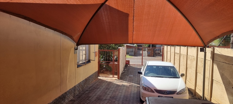 4 Bedroom Property for Sale in Daspoort Gauteng
