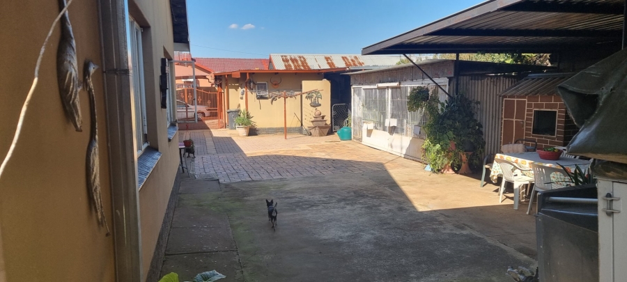 4 Bedroom Property for Sale in Daspoort Gauteng