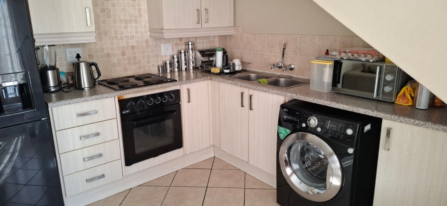 3 Bedroom Property for Sale in Carlswald Gauteng