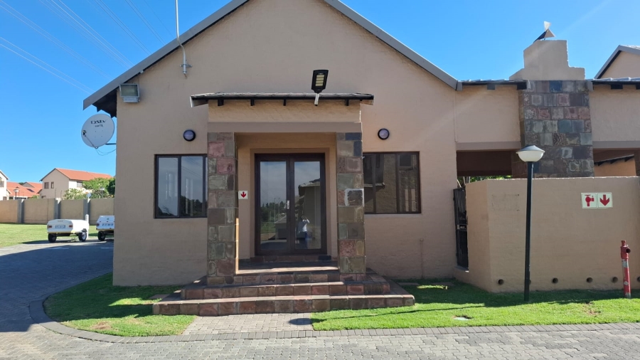 3 Bedroom Property for Sale in Carlswald Gauteng