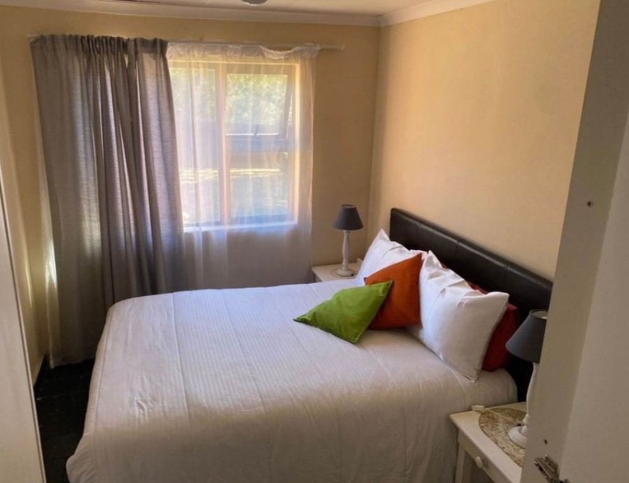 To Let 1 Bedroom Property for Rent in Douglasdale Gauteng