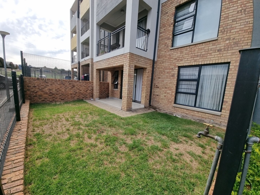 2 Bedroom Property for Sale in Amberfield Gauteng