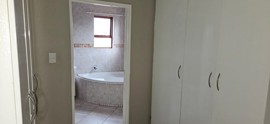 To Let 3 Bedroom Property for Rent in Boksburg East Gauteng