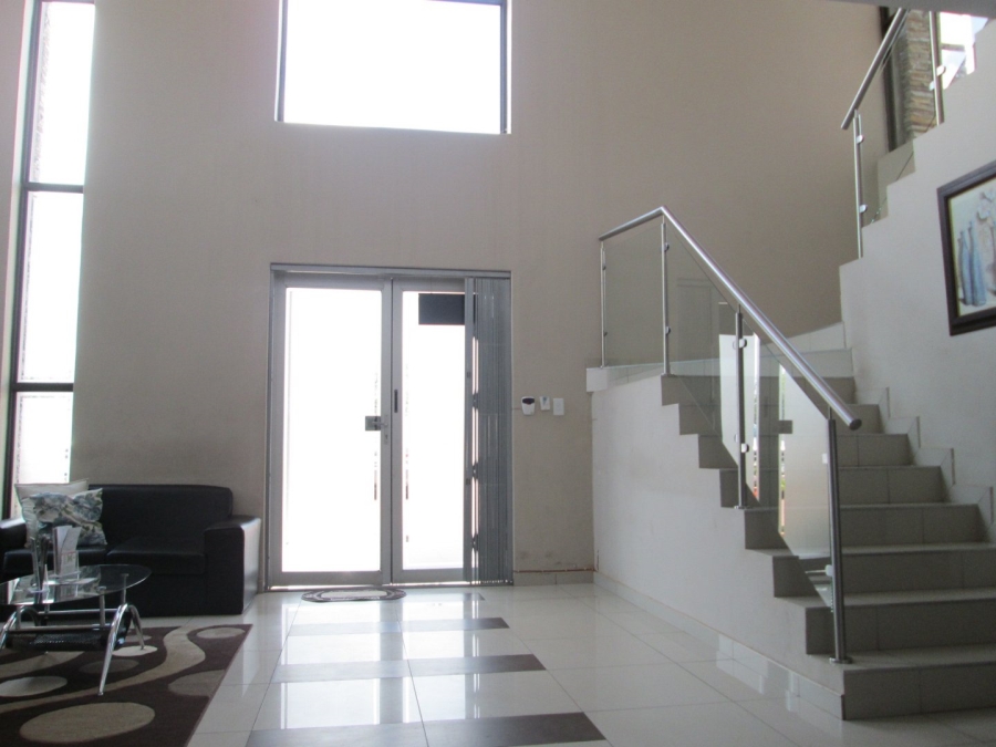 To Let commercial Property for Rent in Brackenhurst Gauteng