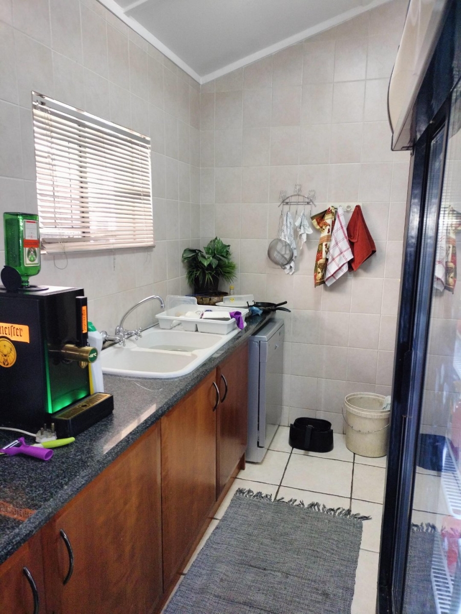 5 Bedroom Property for Sale in Wonderboom Gauteng