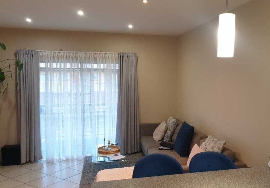 2 Bedroom Property for Sale in Monavoni Gauteng