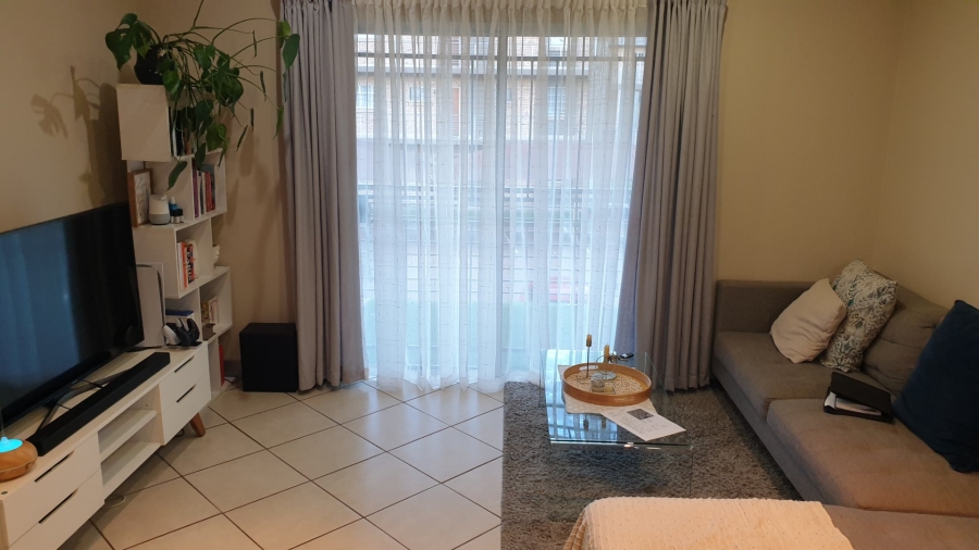 2 Bedroom Property for Sale in Monavoni Gauteng
