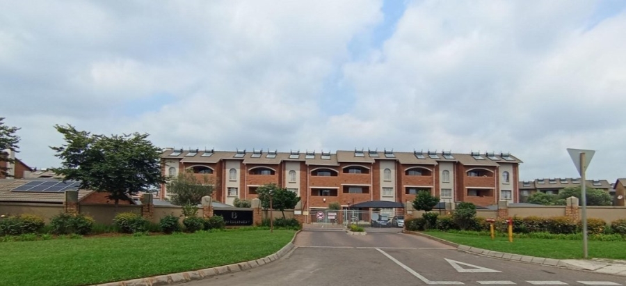 2 Bedroom Property for Sale in Monavoni Gauteng
