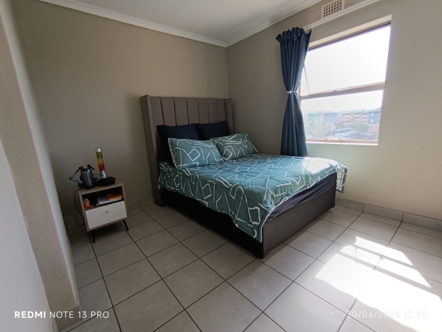 2 Bedroom Property for Sale in Heuweloord Gauteng