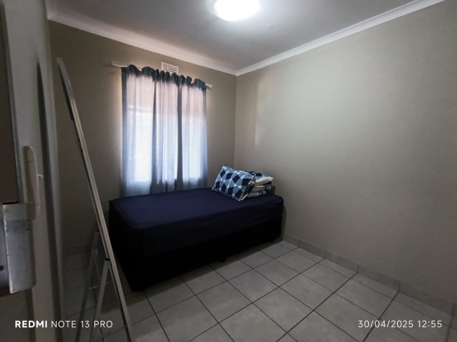 2 Bedroom Property for Sale in Heuweloord Gauteng