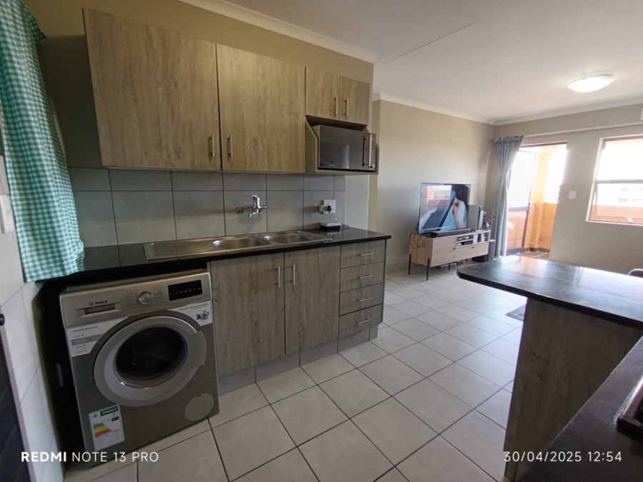 2 Bedroom Property for Sale in Heuweloord Gauteng