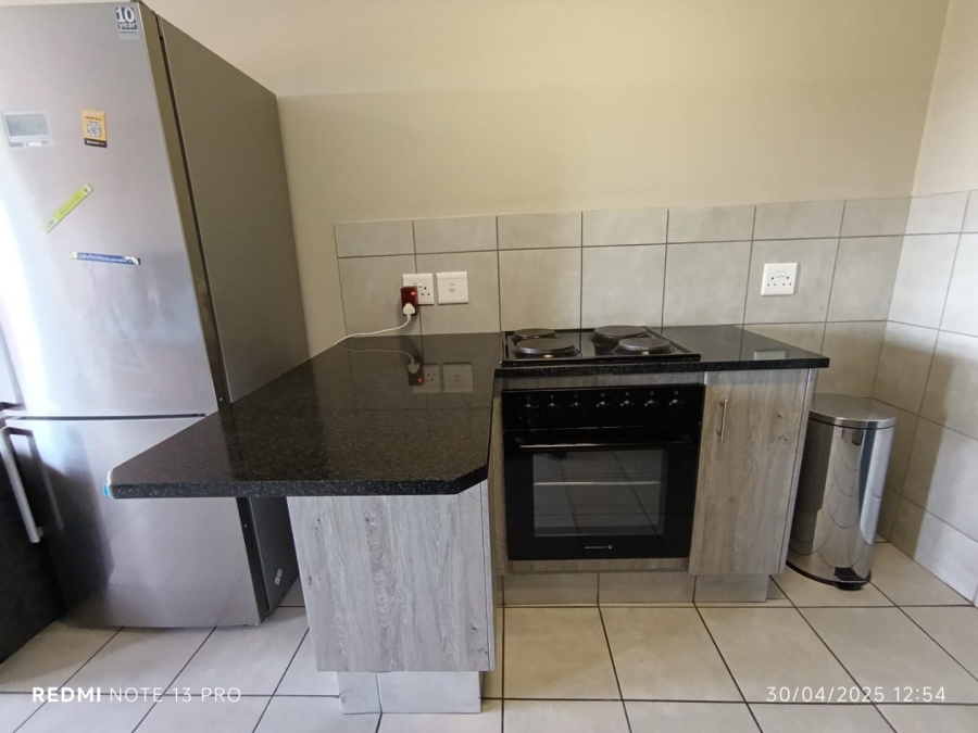 2 Bedroom Property for Sale in Heuweloord Gauteng