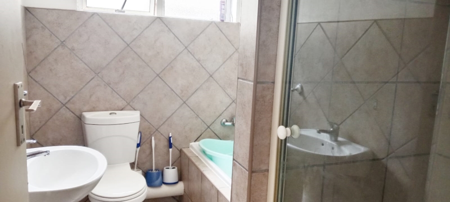 2 Bedroom Property for Sale in Vanderbijlpark SE 4 Gauteng