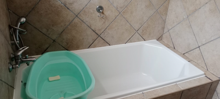 2 Bedroom Property for Sale in Vanderbijlpark SE 4 Gauteng