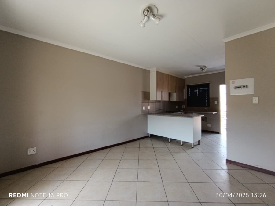 2 Bedroom Property for Sale in Stone Ridge Gauteng