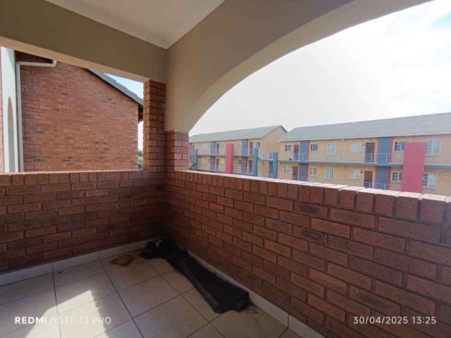 2 Bedroom Property for Sale in Stone Ridge Gauteng