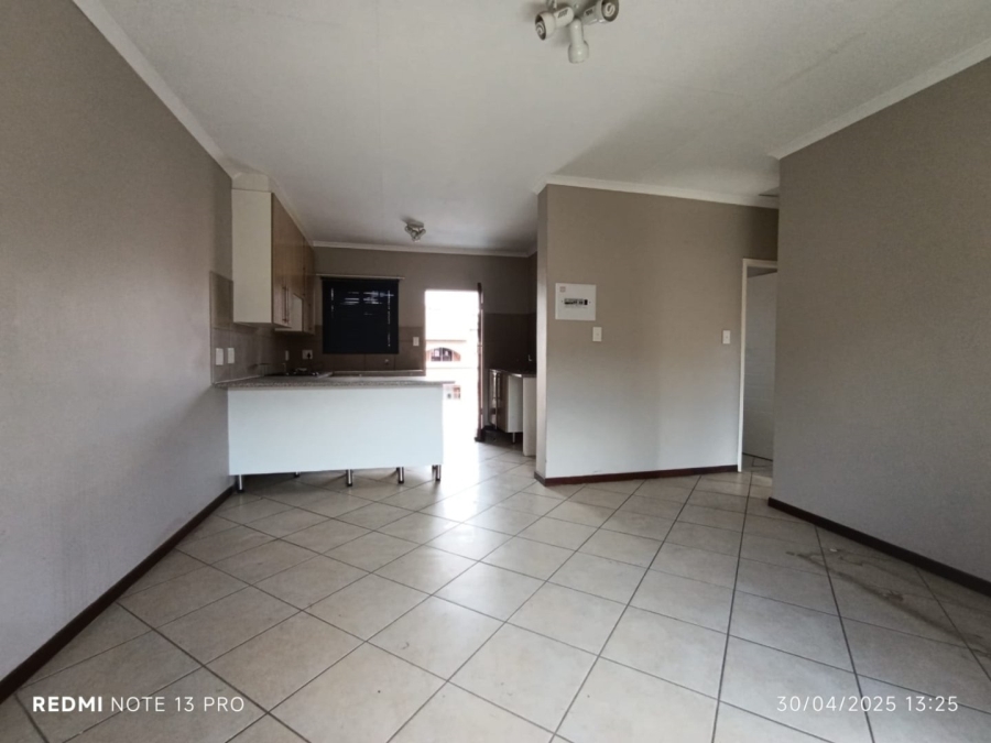 2 Bedroom Property for Sale in Stone Ridge Gauteng