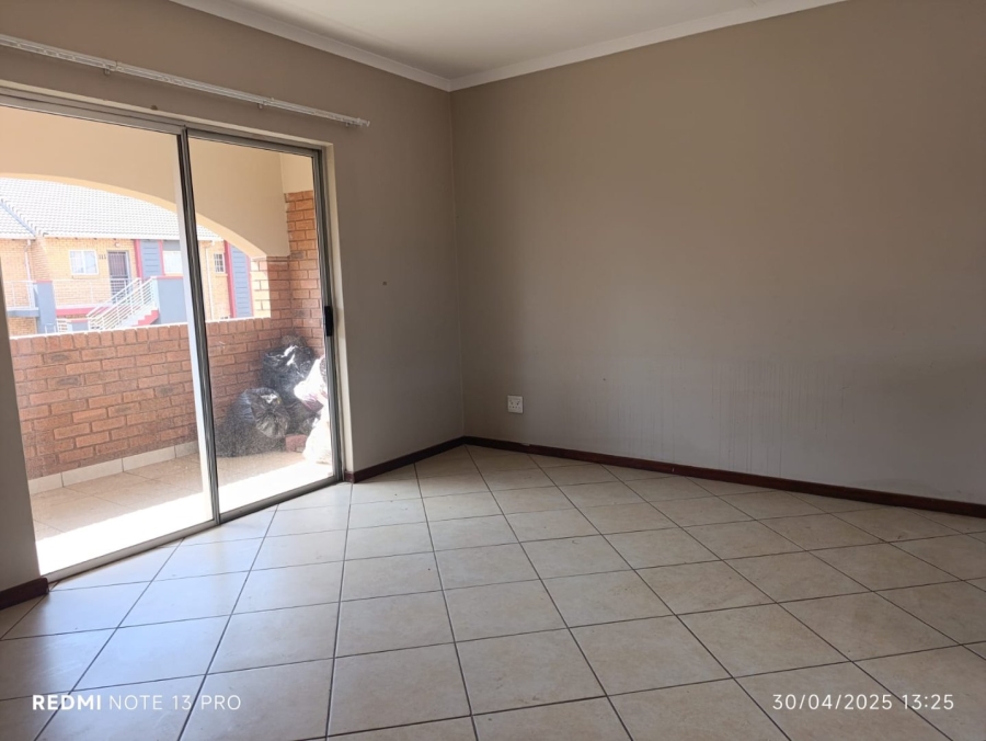 2 Bedroom Property for Sale in Stone Ridge Gauteng