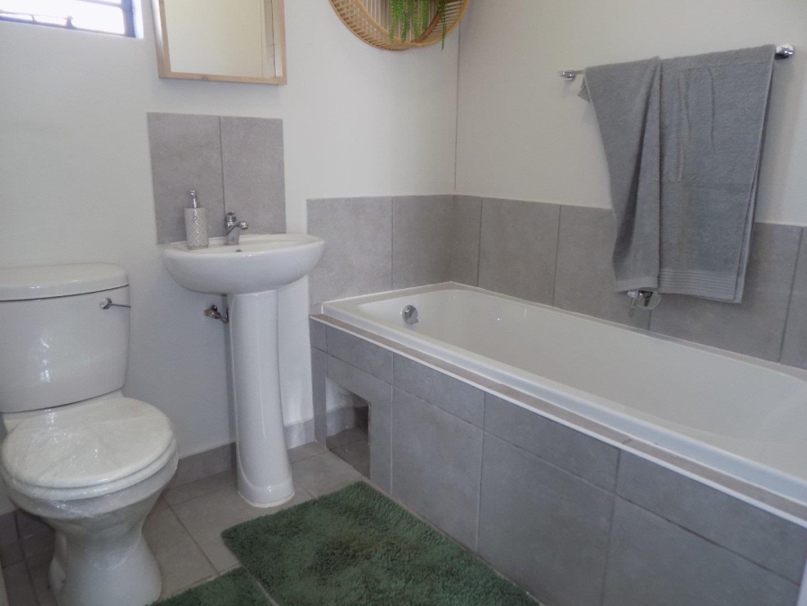 3 Bedroom Property for Sale in Sky City Gauteng