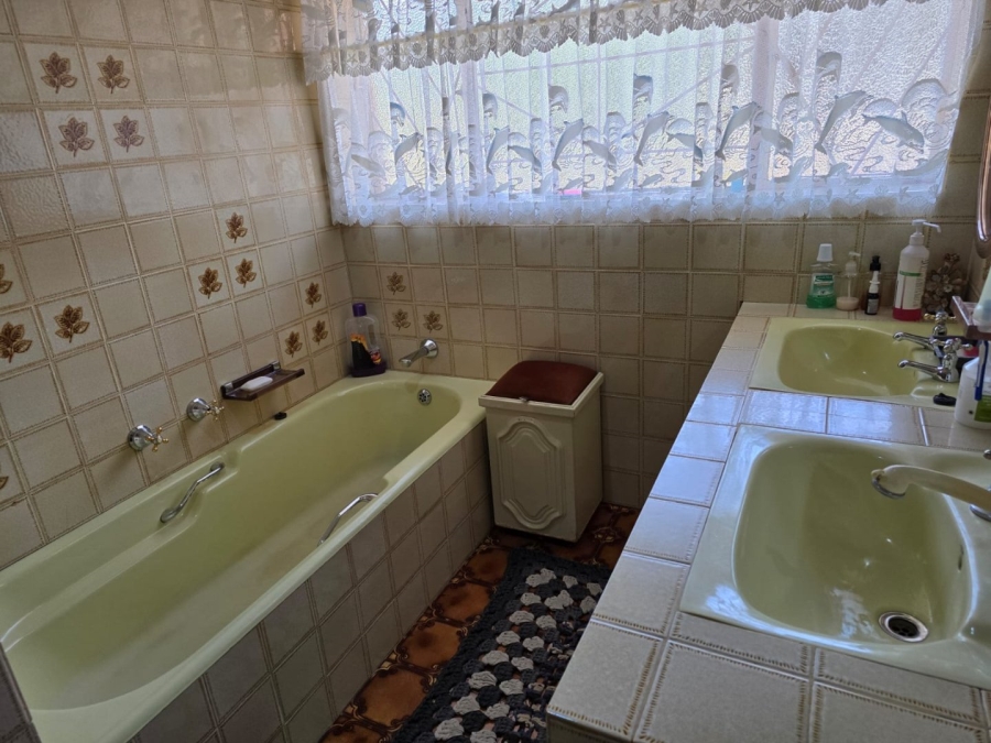 4 Bedroom Property for Sale in Rynfield Gauteng