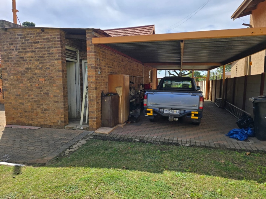 4 Bedroom Property for Sale in Rynfield Gauteng