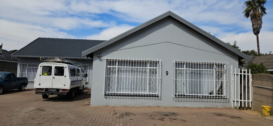 To Let 2 Bedroom Property for Rent in Witfield Gauteng