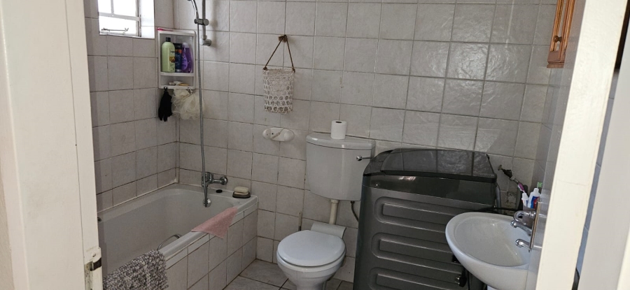 To Let 2 Bedroom Property for Rent in Witfield Gauteng