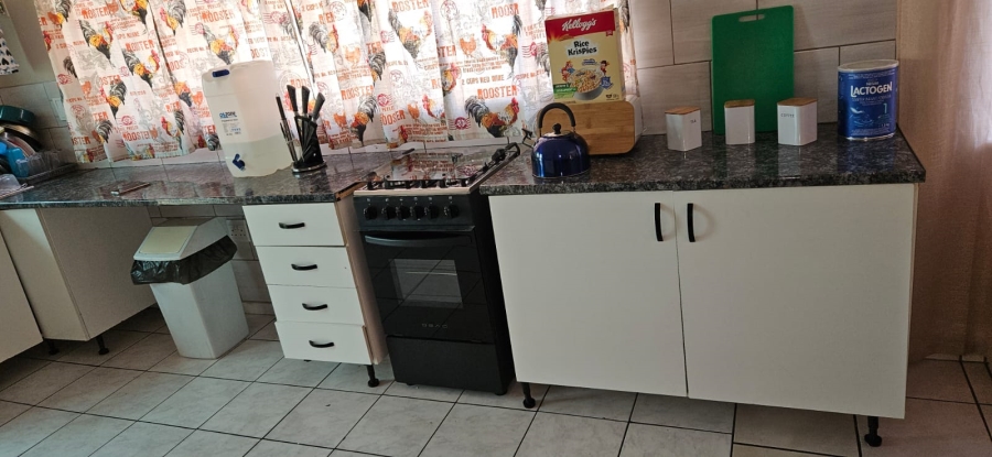 To Let 2 Bedroom Property for Rent in Witfield Gauteng