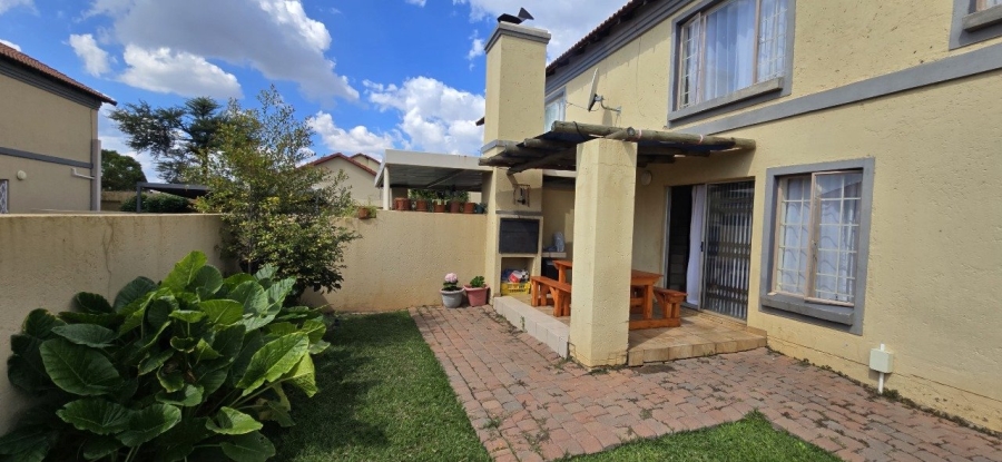 3 Bedroom Property for Sale in Annlin Gauteng