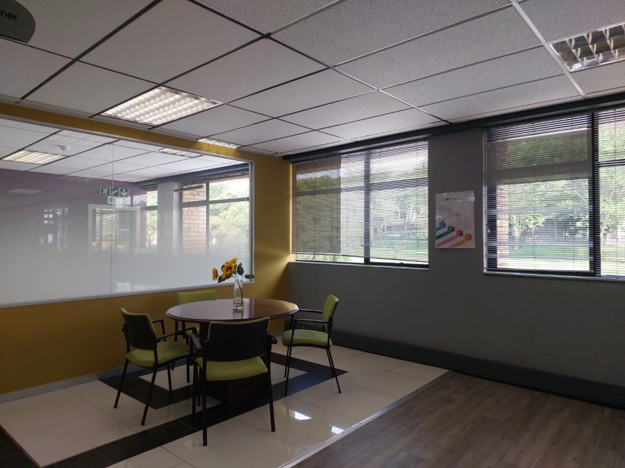  Bedroom Property for Sale in Woodmead Gauteng
