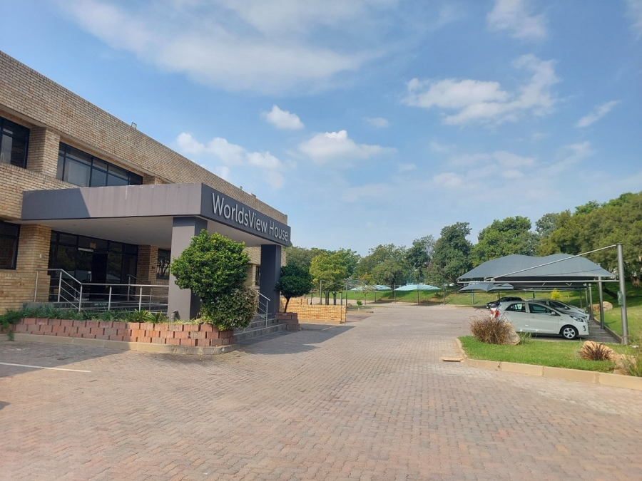  Bedroom Property for Sale in Woodmead Gauteng