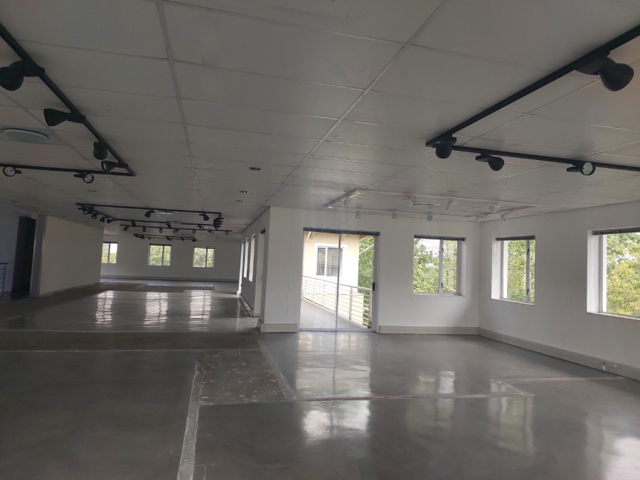  Bedroom Property for Sale in Woodmead Gauteng
